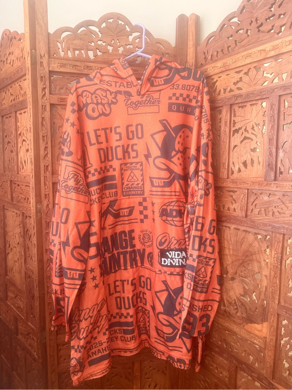 ANAHEIM DUCKS Orange Snuggie